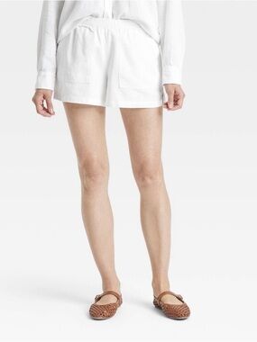 Universal Thread White Women's Mid-Rise Linen Pull-On Shorts Size S